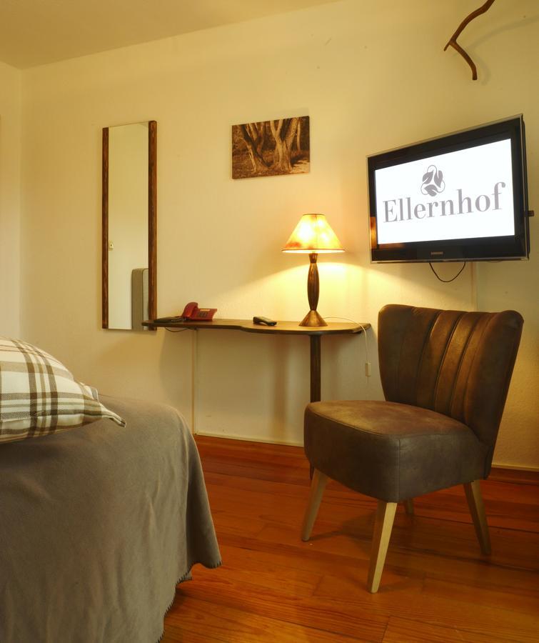Hotel Ellernhof à Dahlenburg Extérieur photo