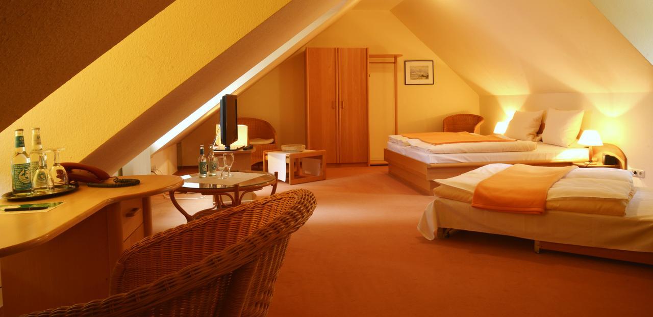Hotel Ellernhof à Dahlenburg Extérieur photo